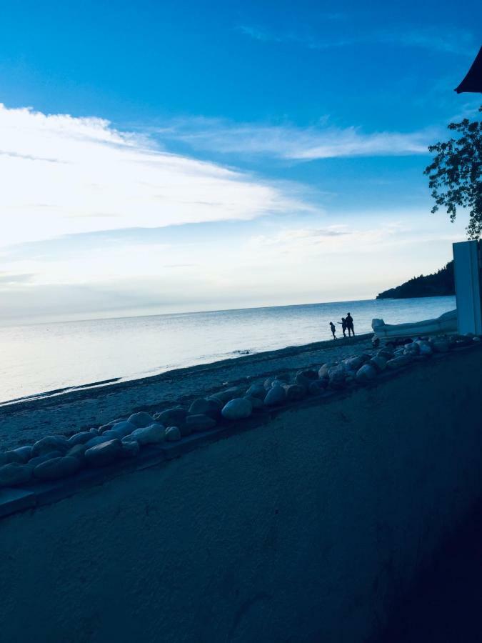 Seafront Maisonette In Fourka Exteriér fotografie